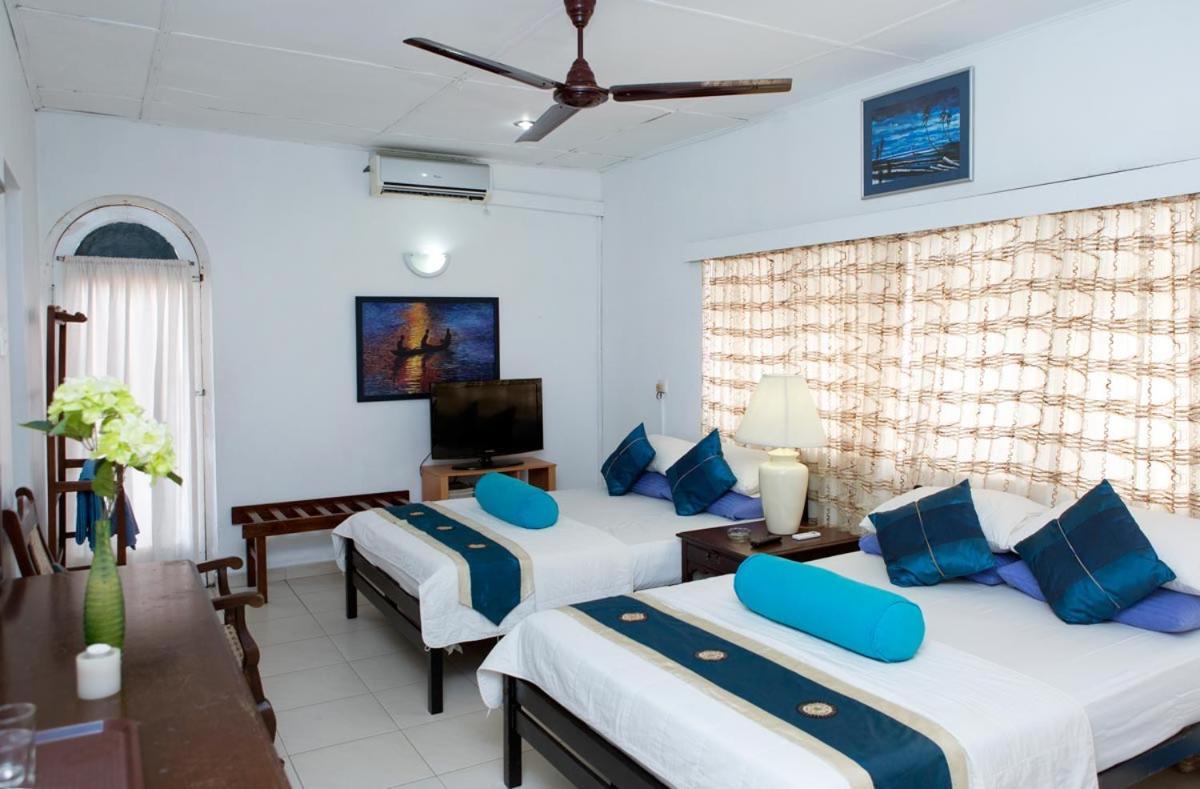 Ranveli Beach Hotel Дехивала-Маунт-Лавиния Экстерьер фото
