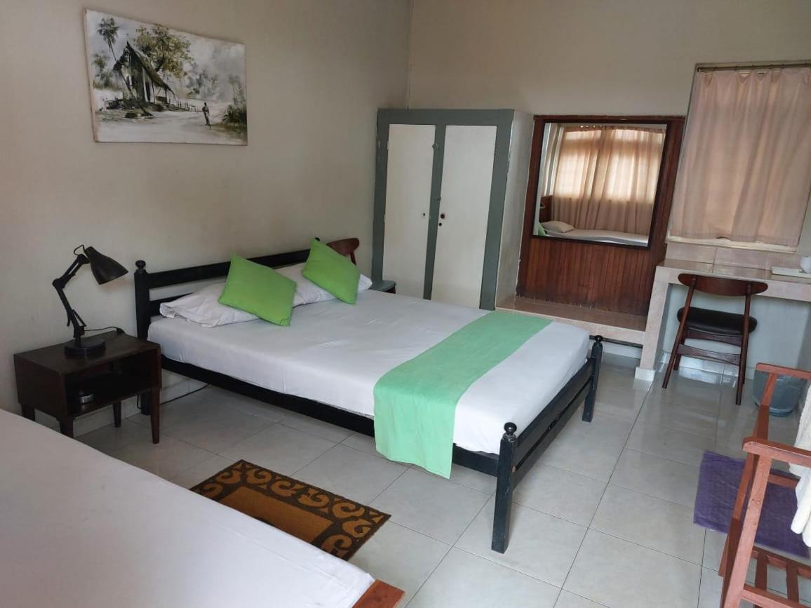 Ranveli Beach Hotel Дехивала-Маунт-Лавиния Экстерьер фото
